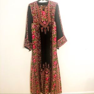 Palestinian traditional Arabian modest Thob abaya